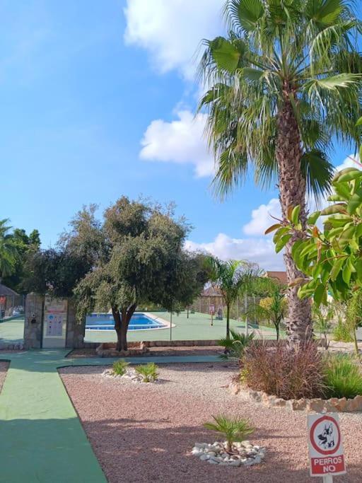 Cozy Bungalow In Urb La Marina With Shared Pool San Fulgencio Exterior foto